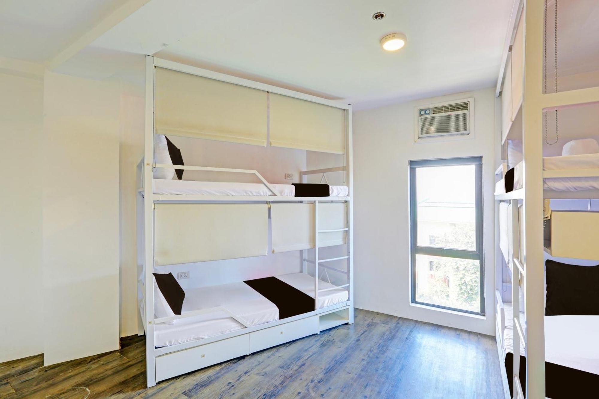 Spot On Hostel ,Taguig Manila Formerly Mytown Hongkong Bagian luar foto