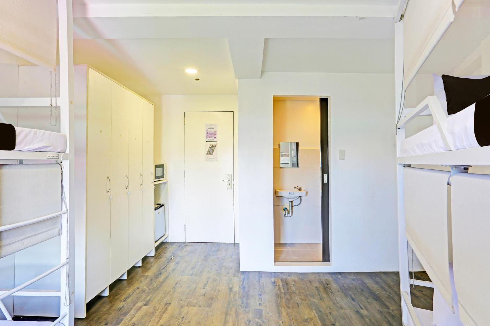 Spot On Hostel ,Taguig Manila Formerly Mytown Hongkong Bagian luar foto